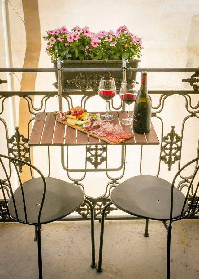 Le Suite Del Corso Cefalù Eksteriør billede