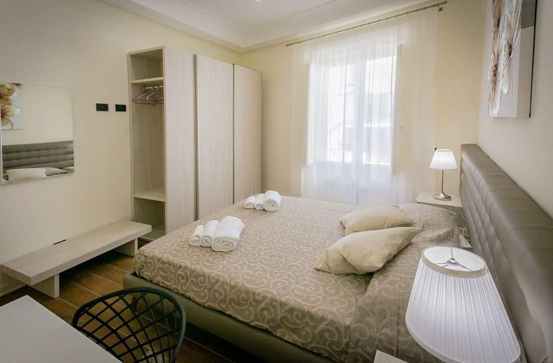 Le Suite Del Corso Cefalù Eksteriør billede