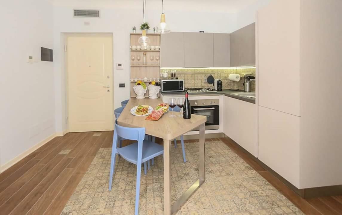 Le Suite Del Corso Cefalù Eksteriør billede